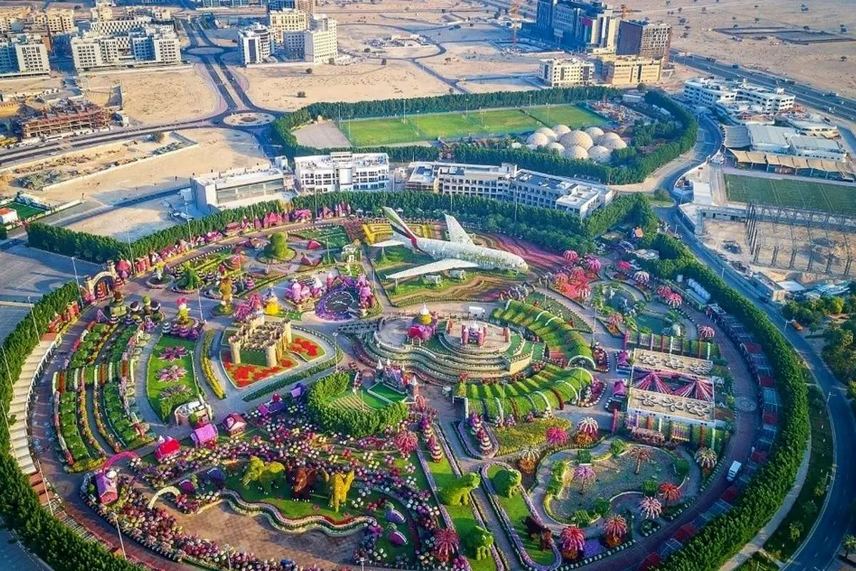 (عکس) این هواپیمای زیبا؛ فقط یک فروند در دنیا و فقط در دبی!