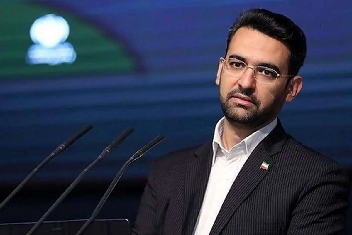 (عکس) آذری جهرمی با کنایه جدید به استقلالیها برگشت
