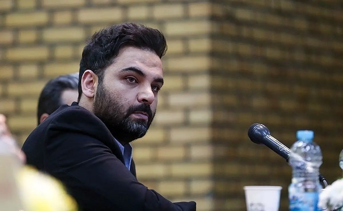 کنایه تند و تیز احسان علیخانی به یک وزیر