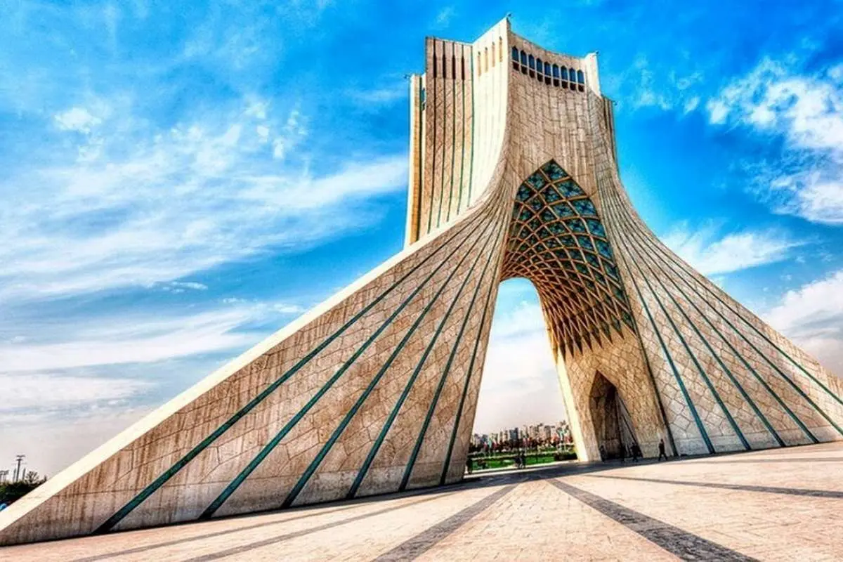 (ویدئو) بازسازی حیرتآور برج آزادی توسط هوش مصنوعی