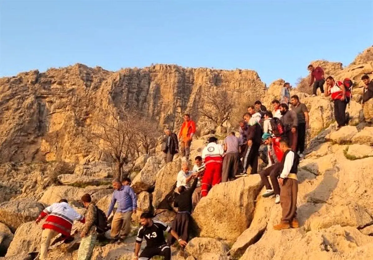 ریزش کوه در چهارمحال‌وبختیاری جان ۴ گردشگر را گرفت‌