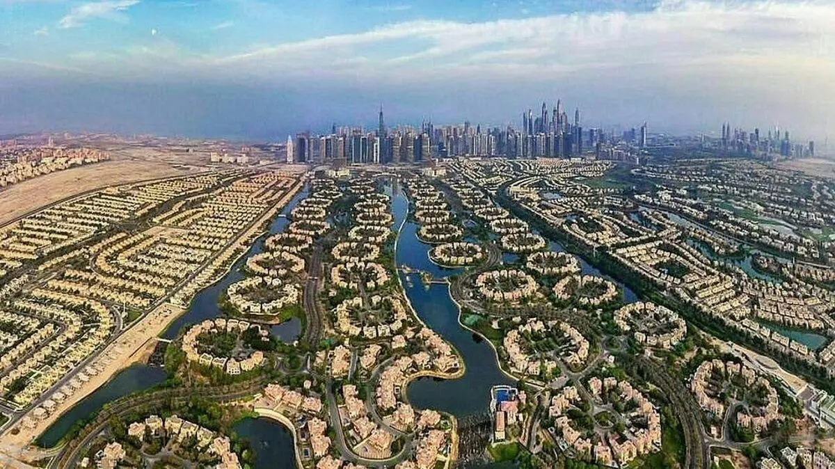 (تصاویر) ۷۳۶ ویلای معروف دبی!