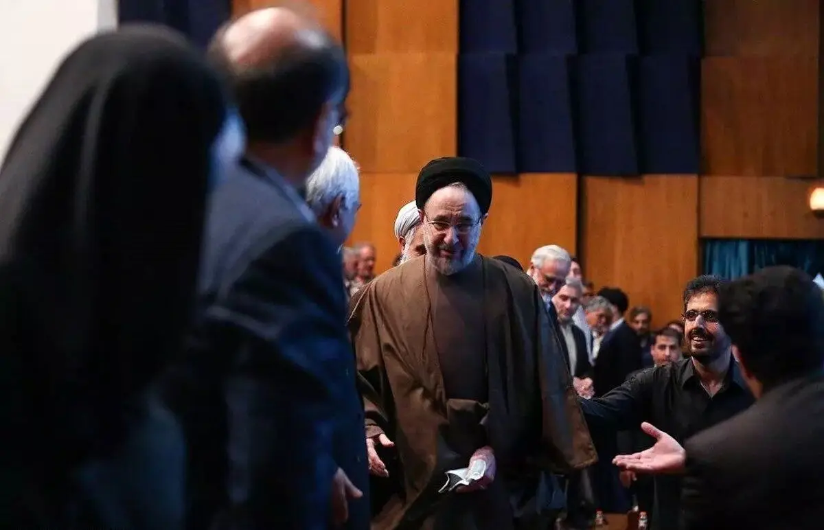 ادعای «فارس»: خاتمی، نقشه اطلاعاتی «سپاه قدس» علیه طالبان را از کانال ظریف به آمریکا داد