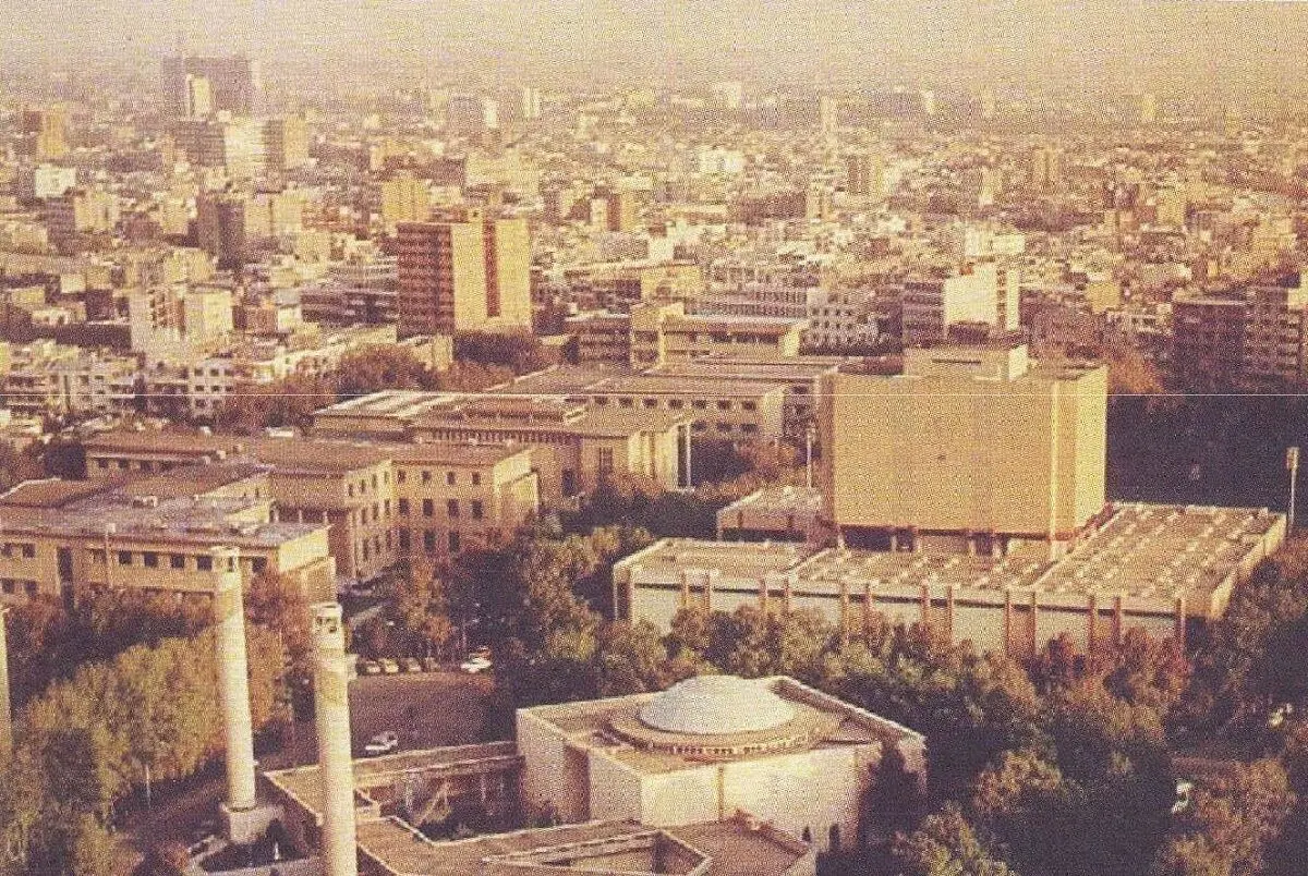 (تصاویر) کپی‌کاری مهندسان از مسجد معروف اصفهان در دانشگاه تهران