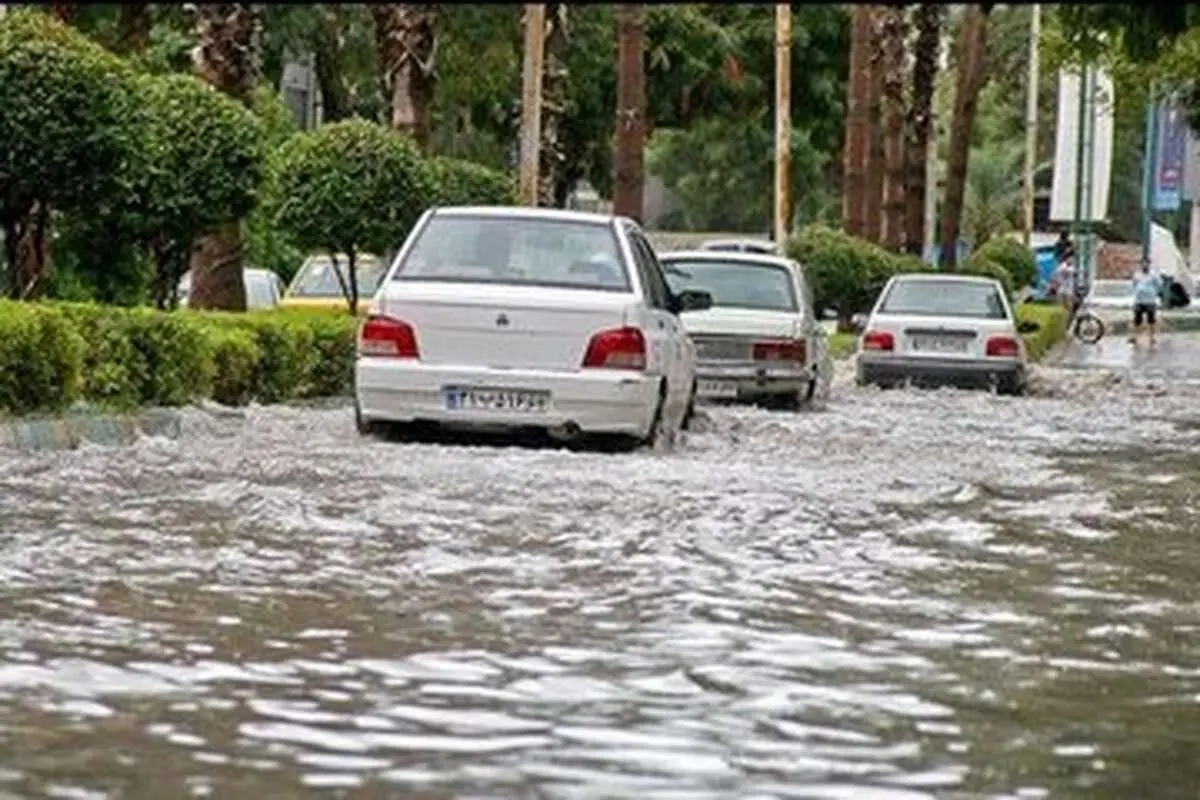 سیل در راه مازندران؛ لزوم خروج مسافران از حریم رودخانهها