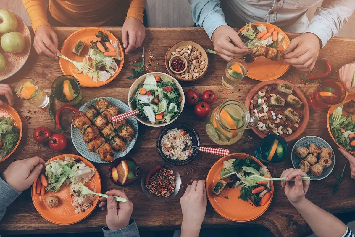 بهترین مواد غذایی برای کاهش چربی‌های شکمی