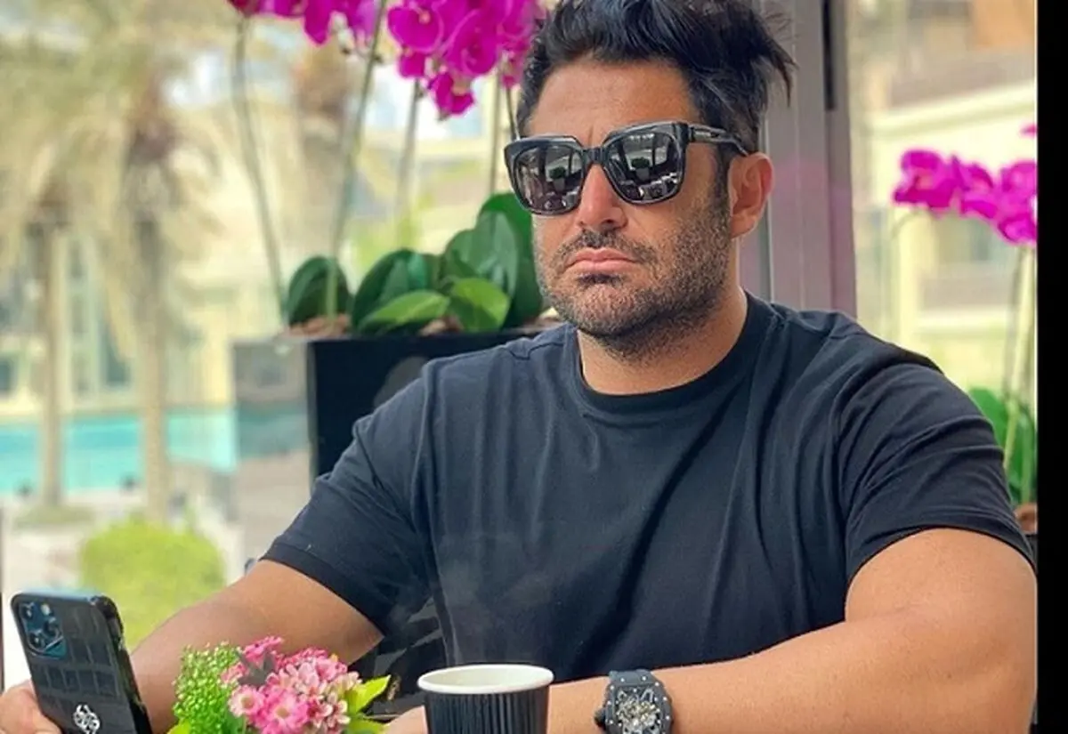 (ویدئو) بازی محمدرضا گلزار با یک گربه در خانه لوکس شخصی‌اش در دبی!