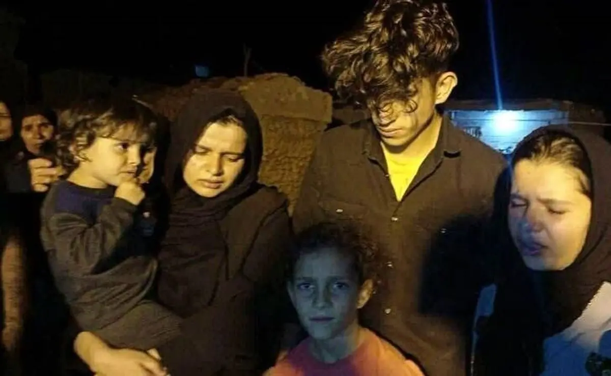 (ویدئو) گریه‌های فرزند شهید محمد قنبری پس از شهادت پدرشان