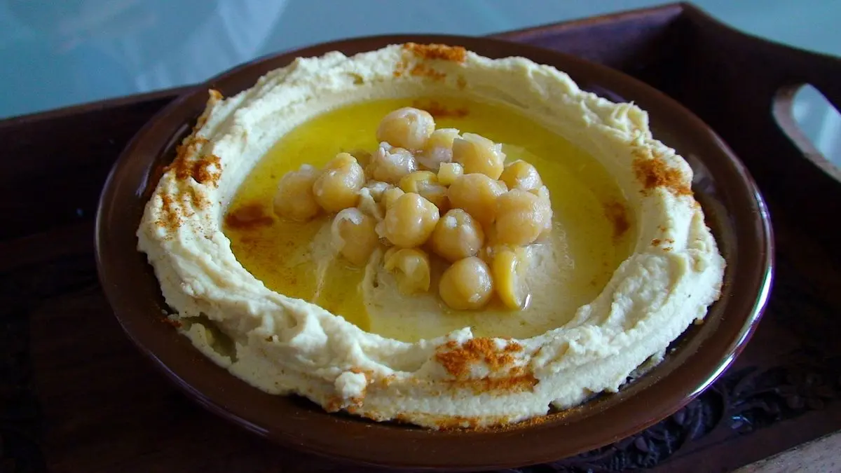 (ویدیو) طرز تهیه حمص؛ از این پیش غذای محبوب عربی نمی‌توان گذشت