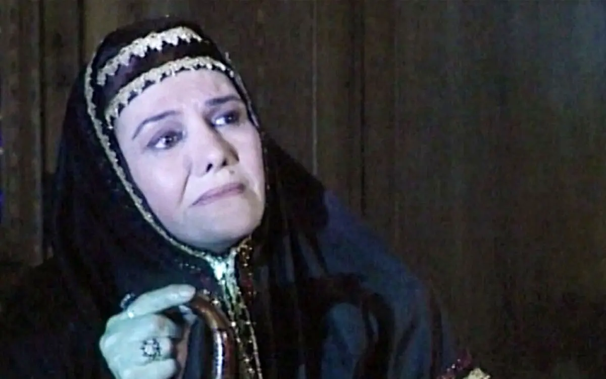 زری برومند: فخری خوروش می‌گفت حرف دلت را به بازیگر‌ها نگو