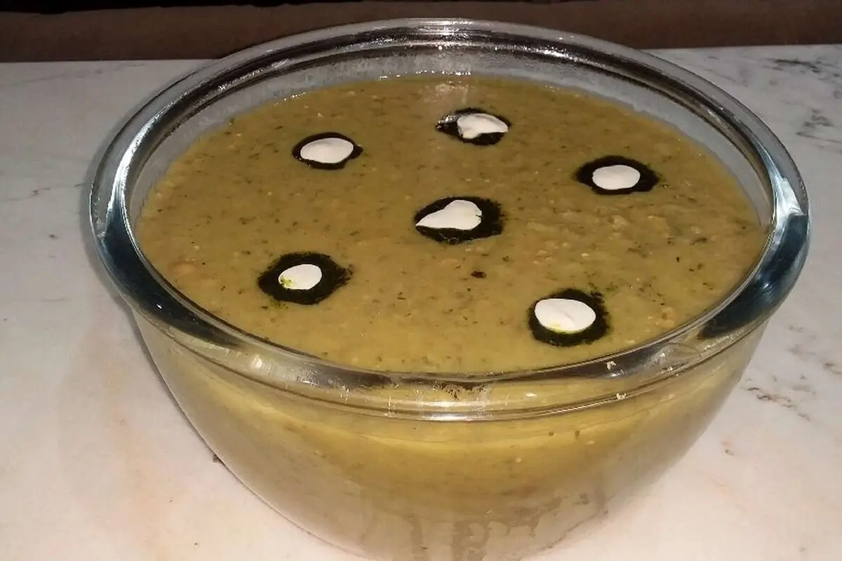 دستور تهیه آش ریواس؛ سنتی و مقوی