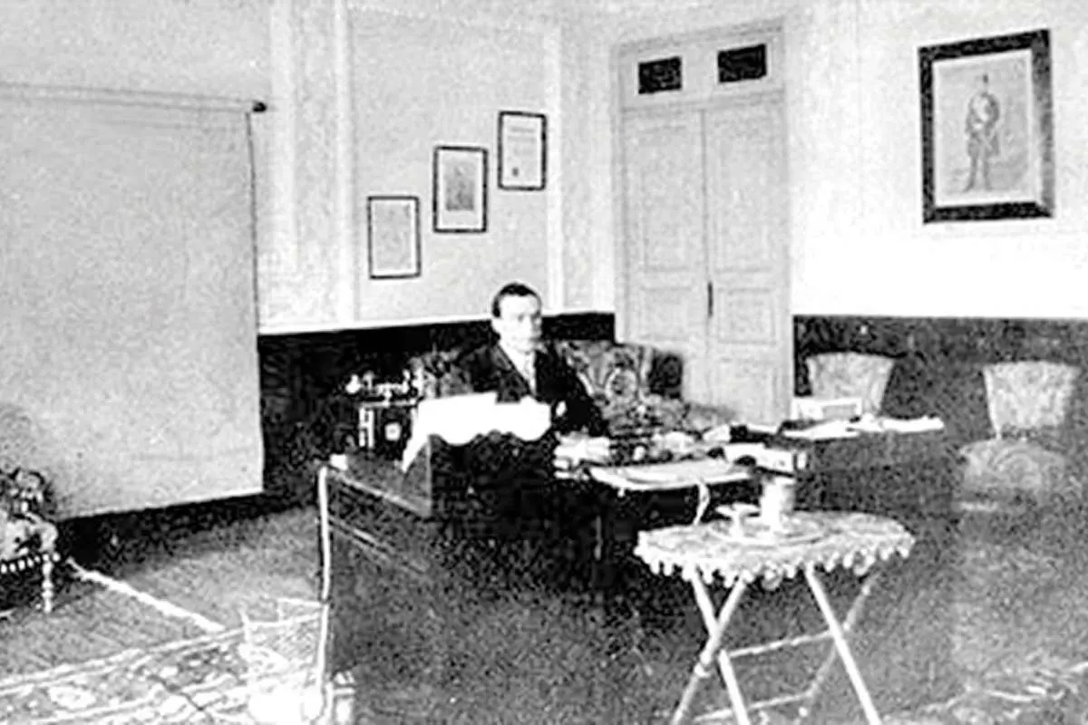 کارنامه خزانهدار آمریکایی در ایران