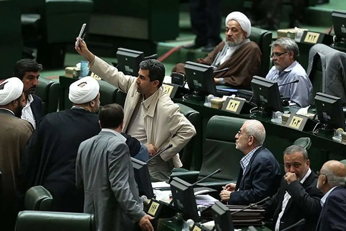 فوریت لایحه حجاب در مجلس رای نیاورد