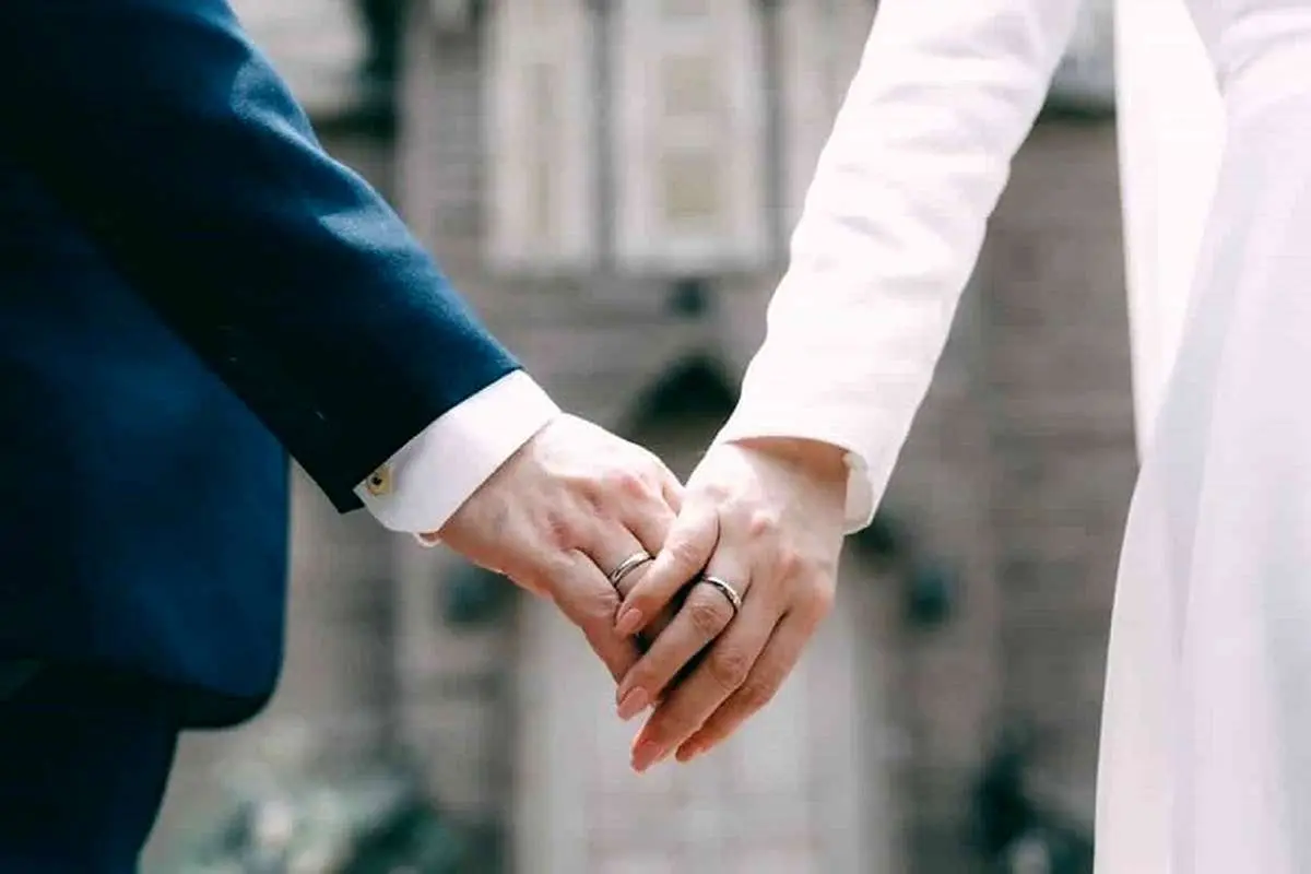 (عکس) ازدواج پسر ۳۵ ساله مصری با زن ۸۰ ساله انگلیسی!