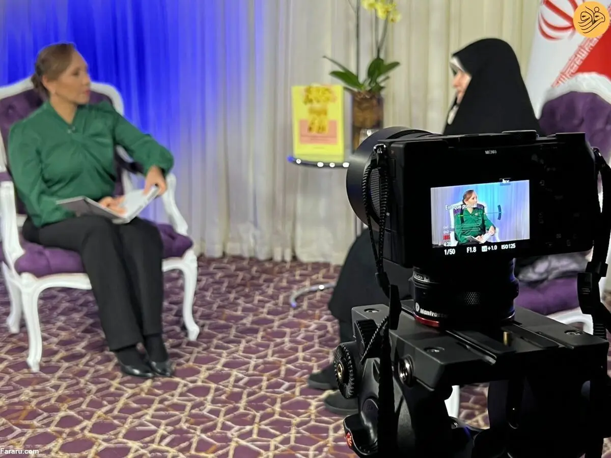 (عکس) مصاحبه شبکه تلویزیونی ونزوئلا با جمیله علم الهدی
