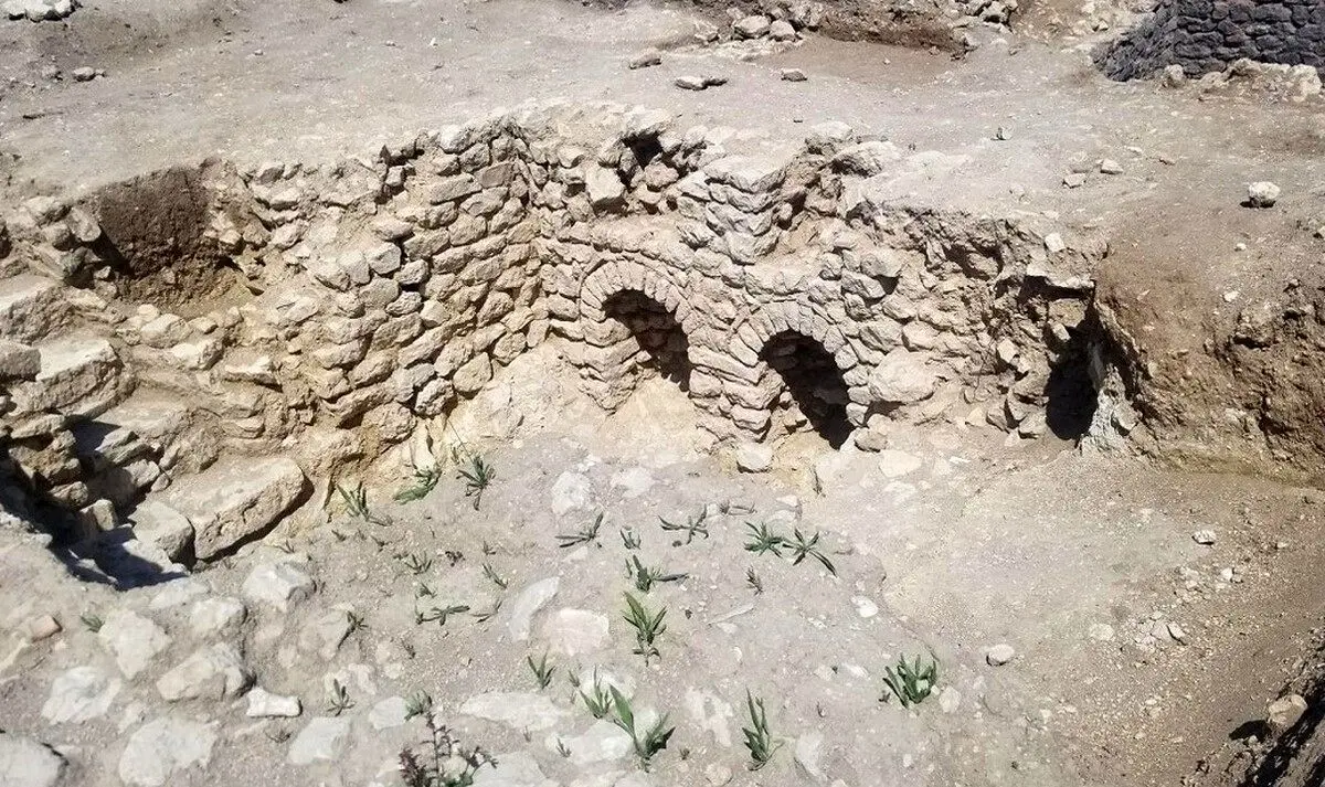 (تصاویر) کشف خانه‌های زیبای ۲ هزار ساله در فرانسه