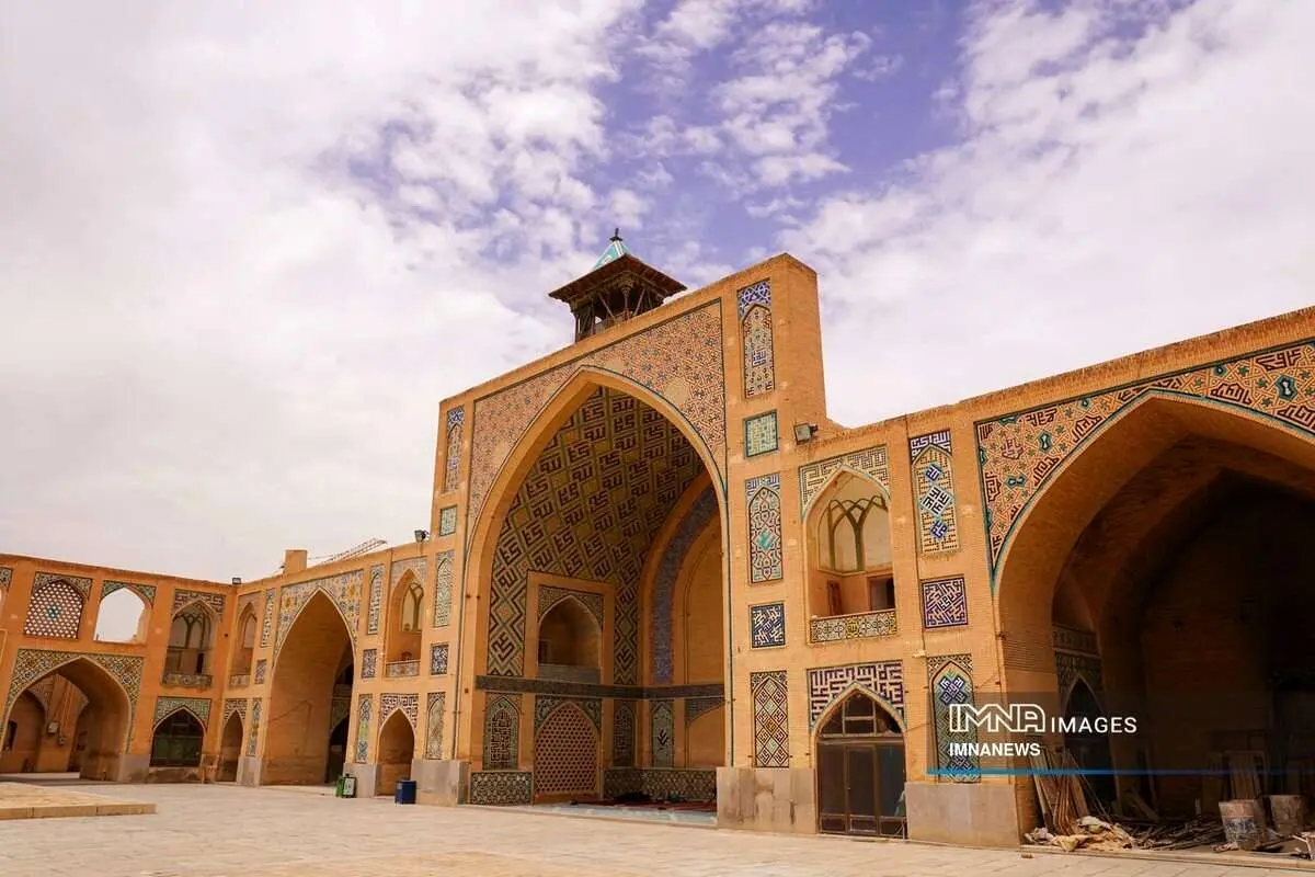 (تصاویر) مسجد حکیم، یادگار پزشک شاه عباس