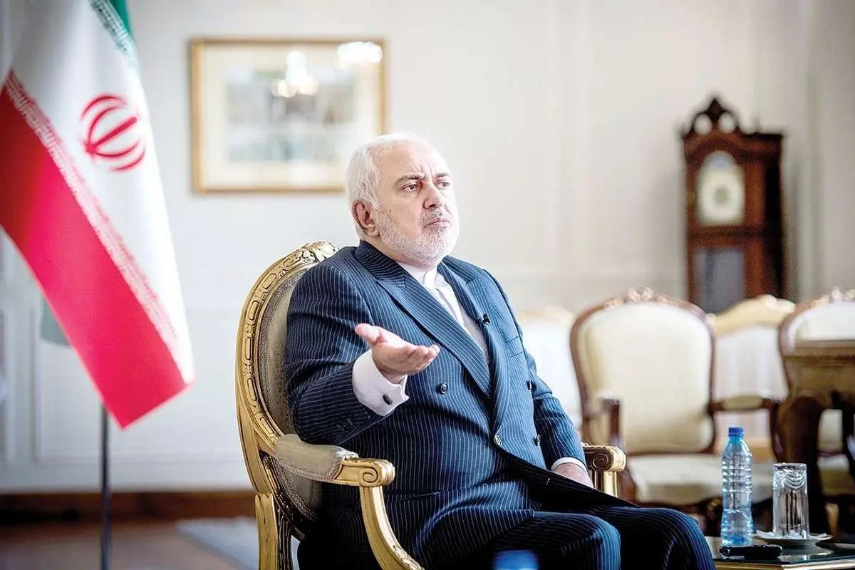 ظریف در میانه دوگانه عشق و نفرت