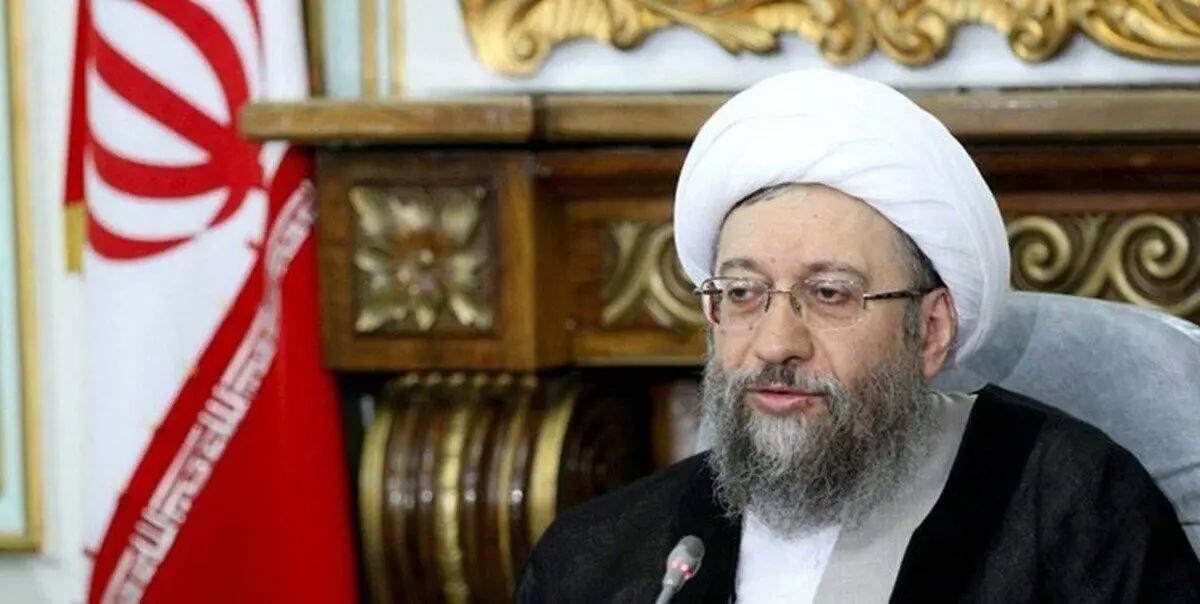 آملی‌لاریجانی: مخالف شفافیت نیستیم اما با فضاسازی‌ها عقب‌نشینی نمی‌کنیم