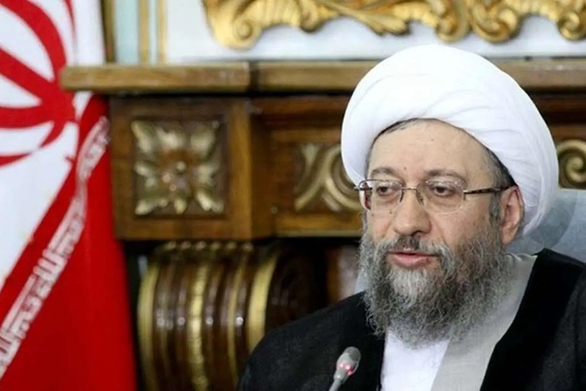 آملیلاریجانی: مخالف شفافیت نیستیم اما با فضاسازیها عقبنشینی نمیکنیم