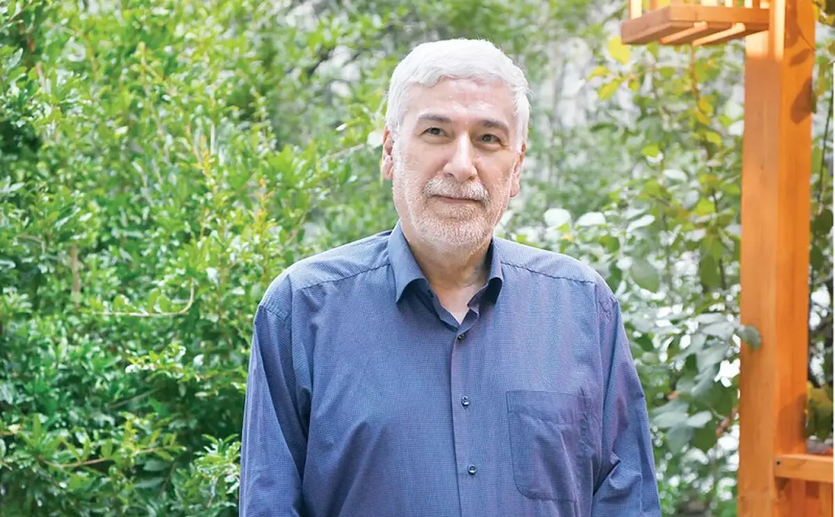 در مدح و مذمت تکثّر در سیاست خارجی