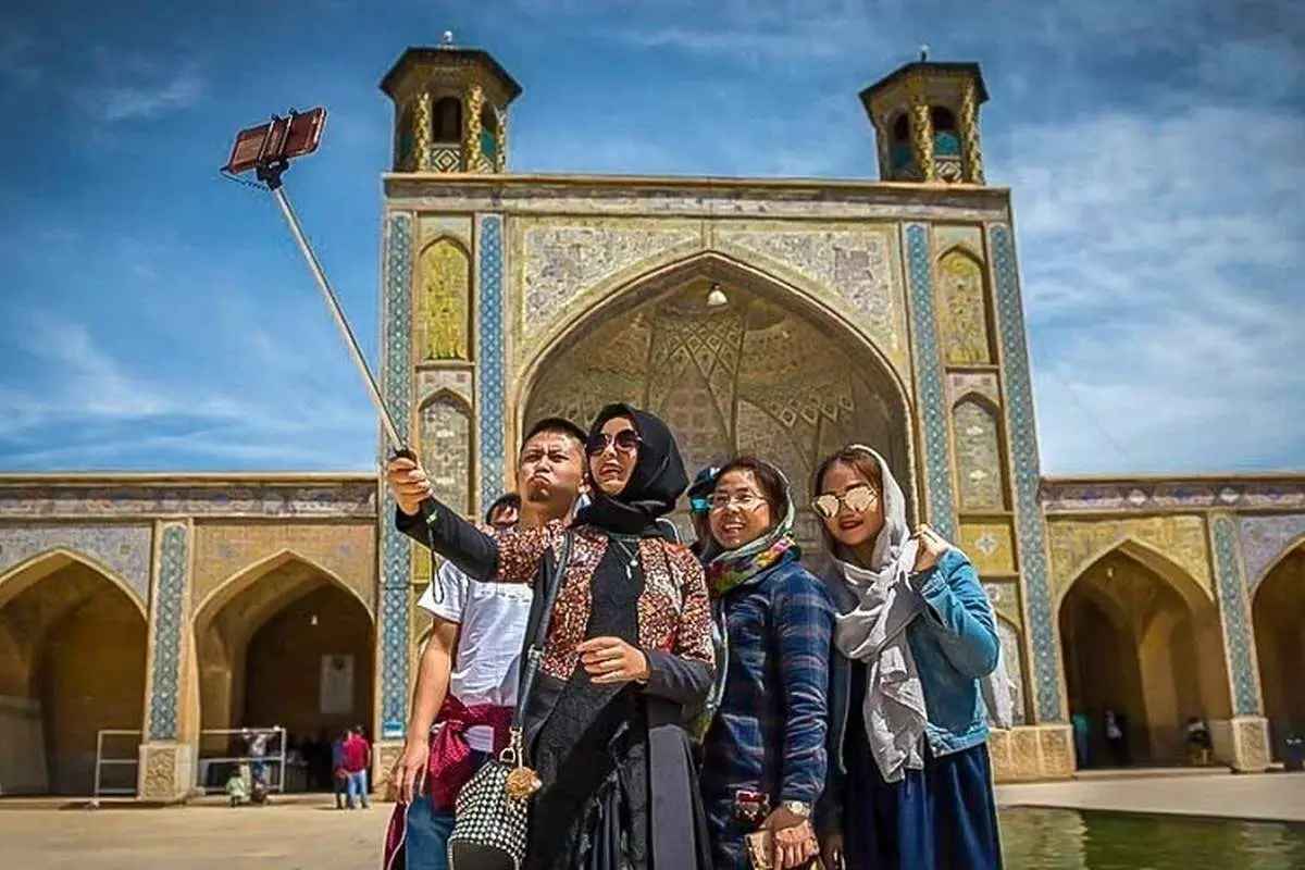 رئیس انجمن دفاتر مسافرت هوایی: شاهد ورود گردشگران لاکچری افغان به ایران هستیم