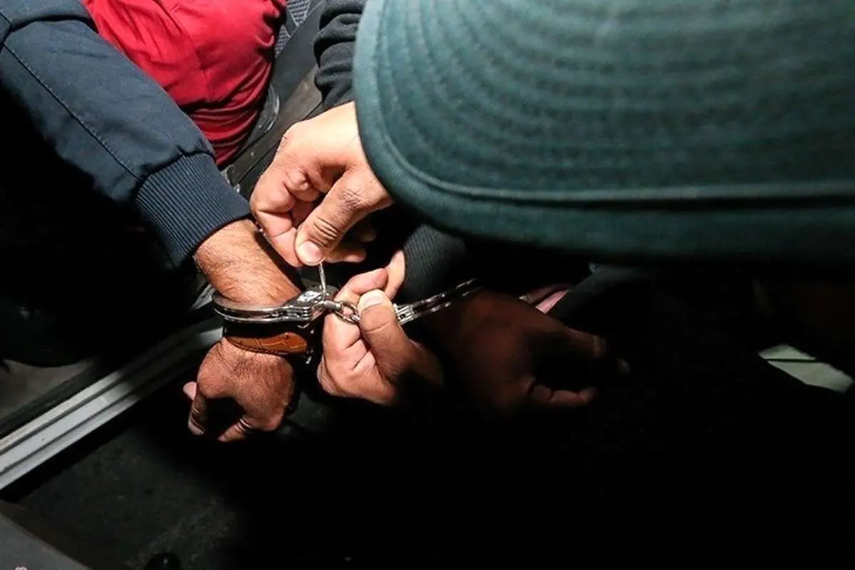 پلیس: ۳ تولیدکننده مشروبات الکلی تقلبی در کرج دستگیر شدند
