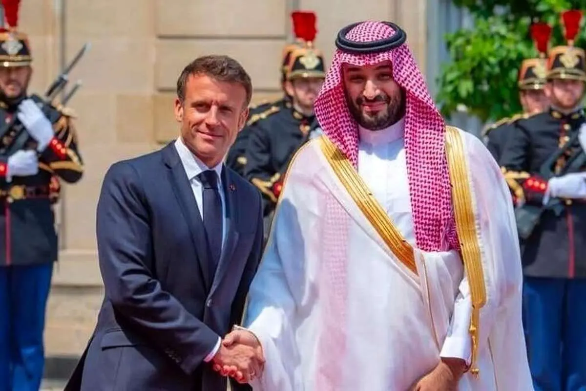 (ویدئو) دیدار محمد بن سلمان و مکرون در الیزه