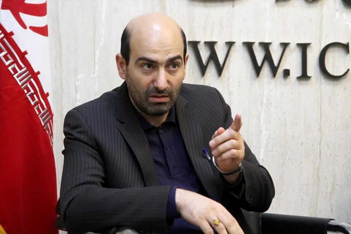 ابوترابی، نماینده مجلس: تعطیلی شنبه‌ها بار مالی ندارد/ بین‌التعطیلین ما خیلی زیاد است