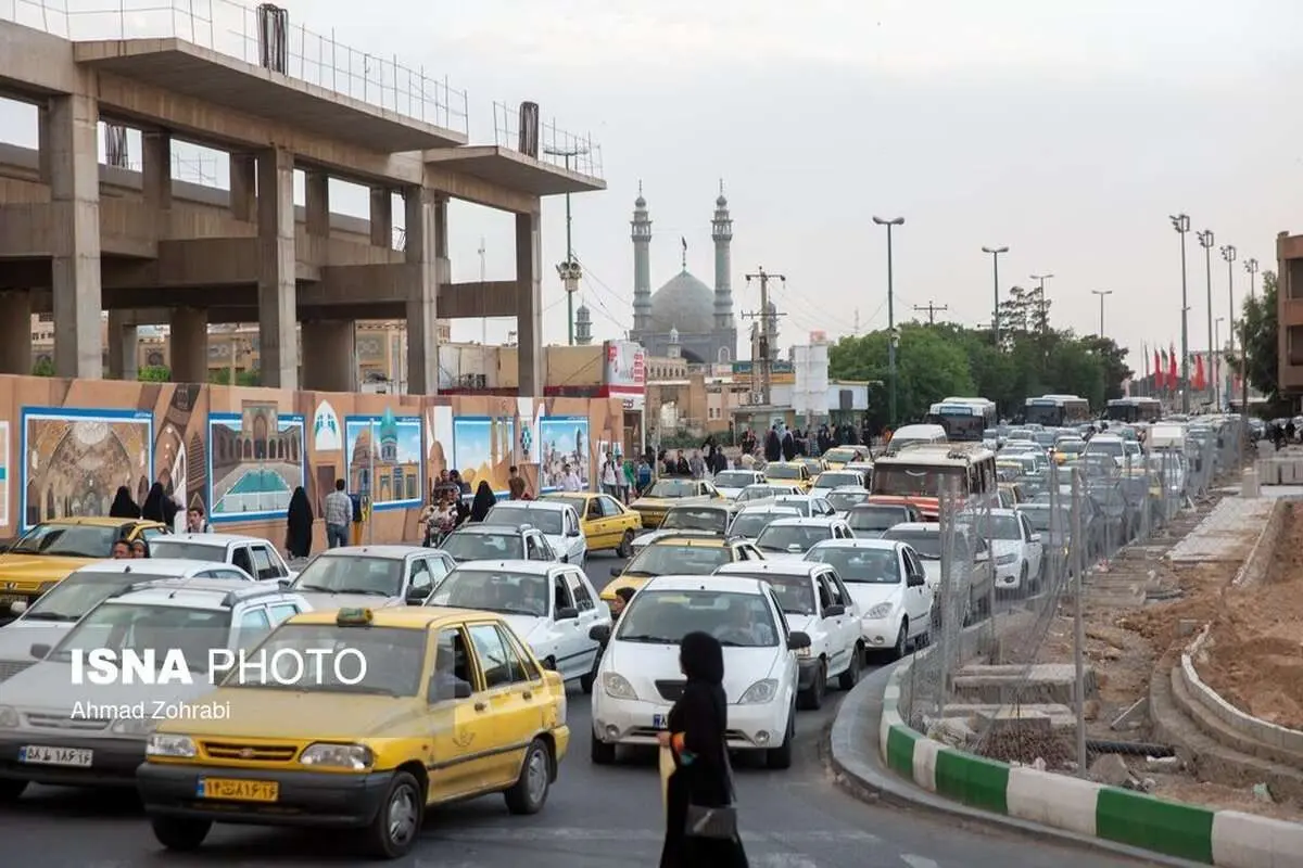 (تصاویر) نابسامانی در میدان مطهری، میدان مرکزی شهر قم