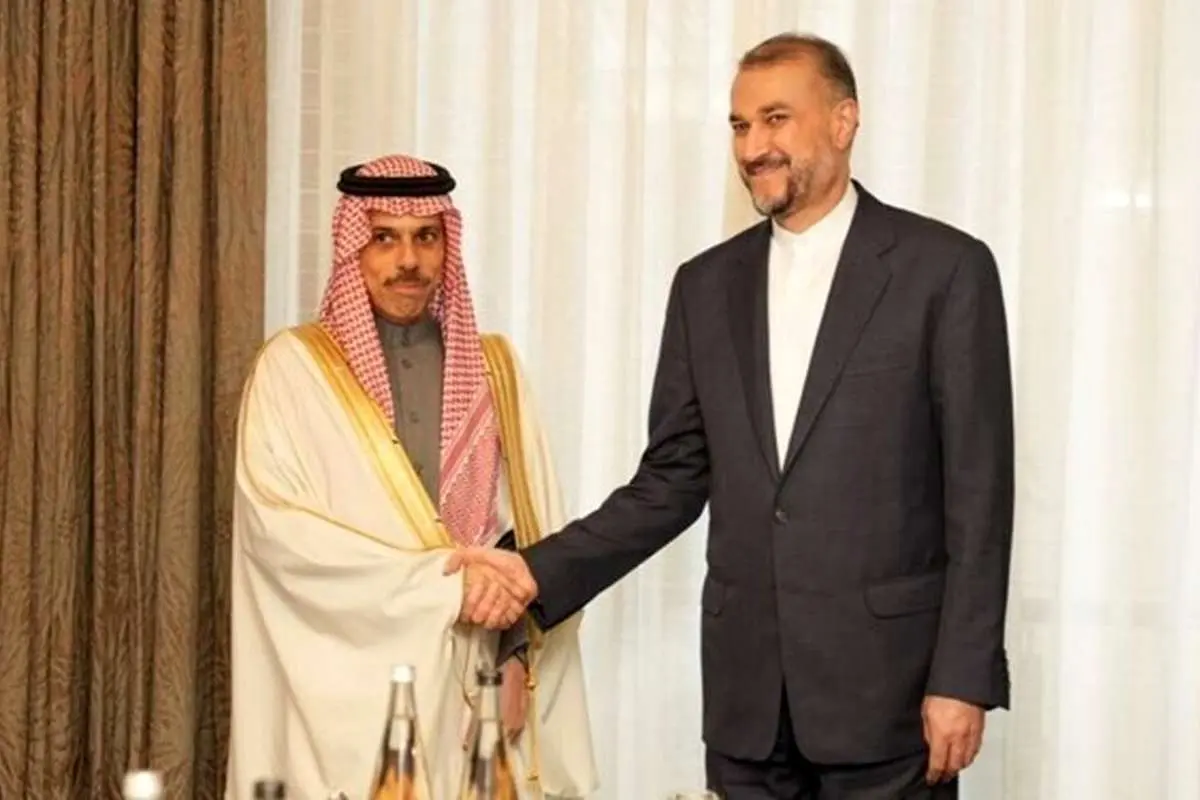 (ویدئو) اولین تصاویر از لحظه ورود فیصل بن فرحان به تهران