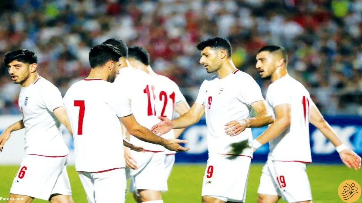 مهدی طارمی شانه به شانه علی کریمی