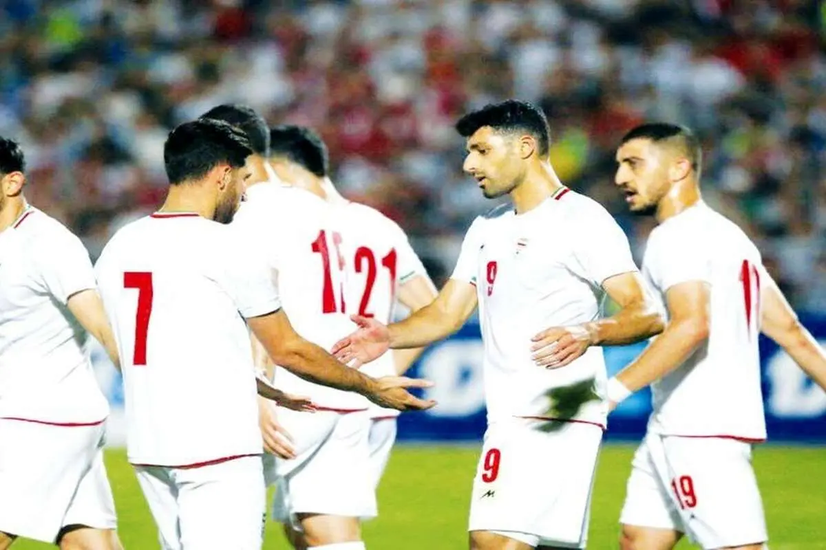 مهدی طارمی شانه به شانه علی کریمی