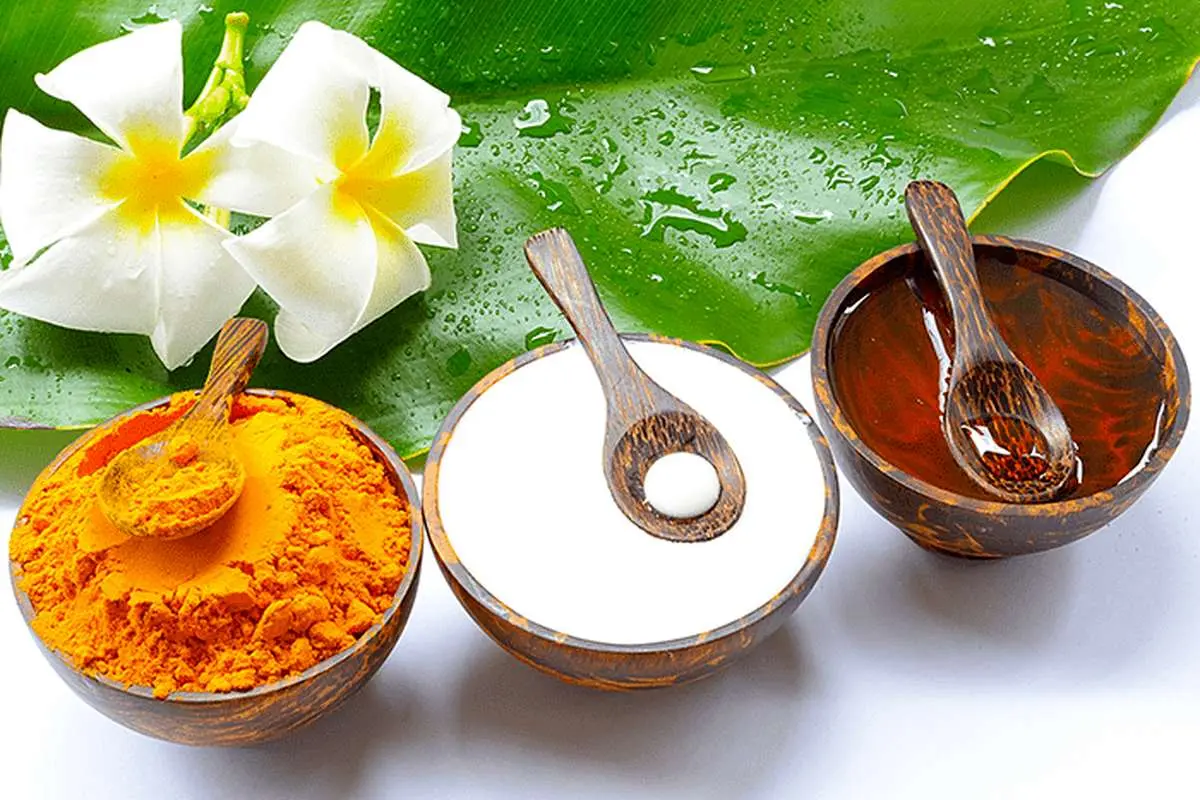 طرز تهیه بهترین ماسکهای خانگی روشن کننده پوست