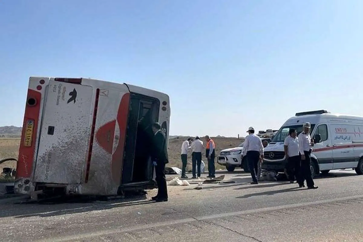 علت واژگونی اتوبوس زائران عراقی اعلام شد/ ۴ نفر از مصدومان حال مساعدی ندارند