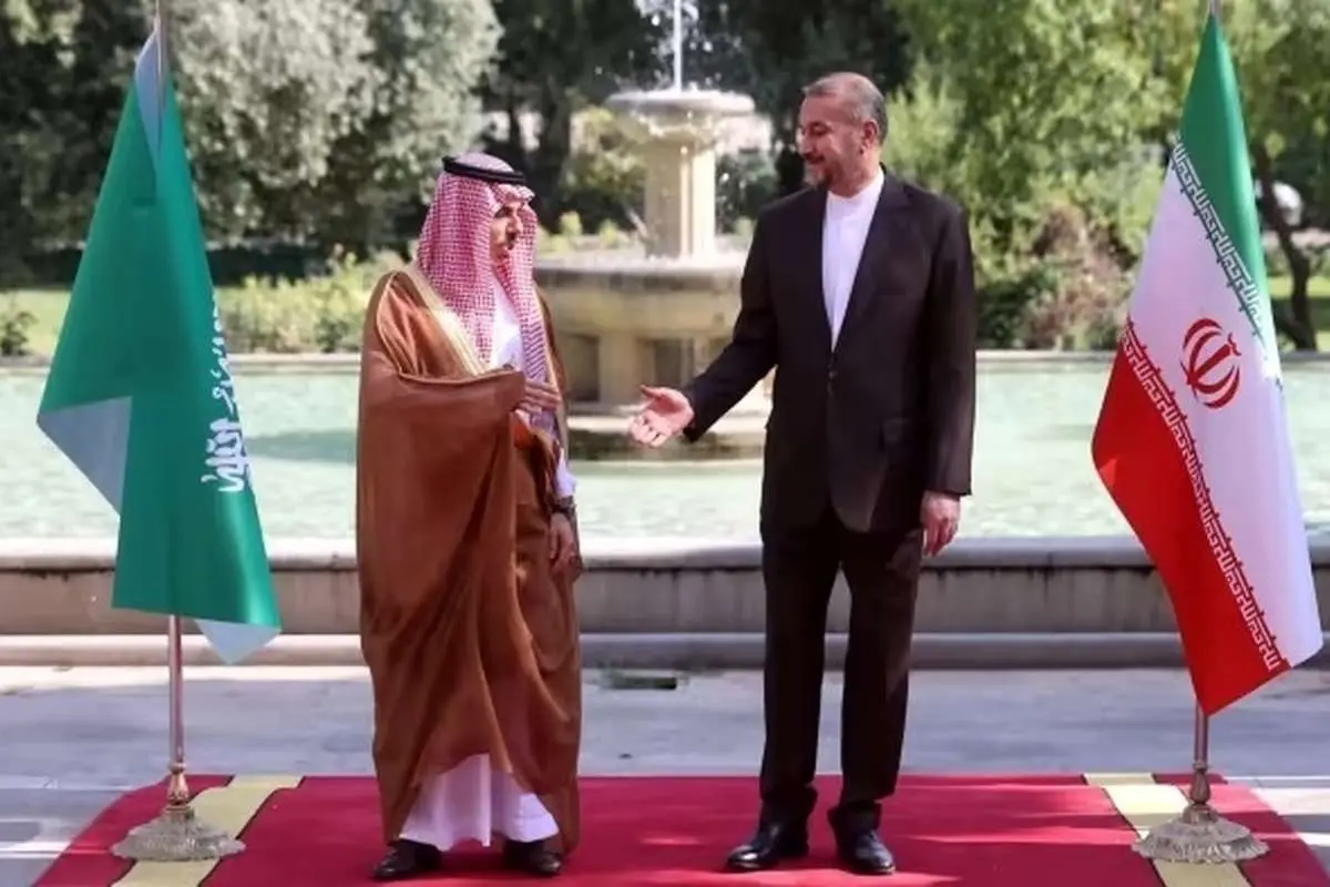 ایران و عربستان گوش یکدیگر را پیچاندند!/ محمد بن سلمان به فکر سرمایهگذاری در ایران