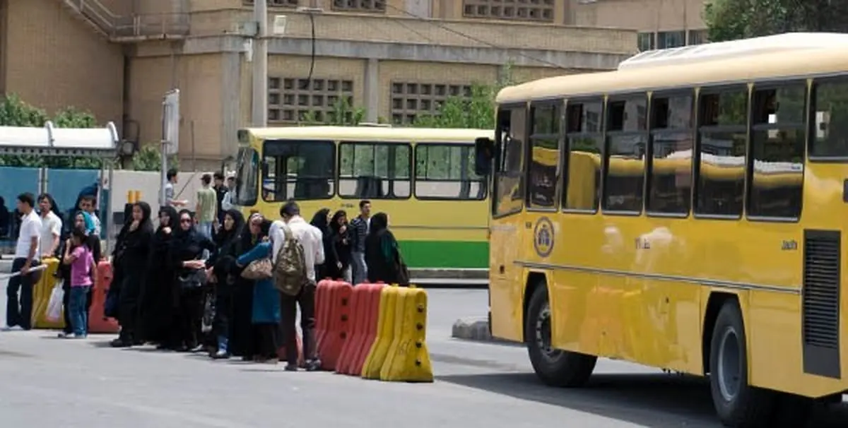 (ویدئو) قاچاق سوخت با اتوبوس شرکت واحد در شهرری!
