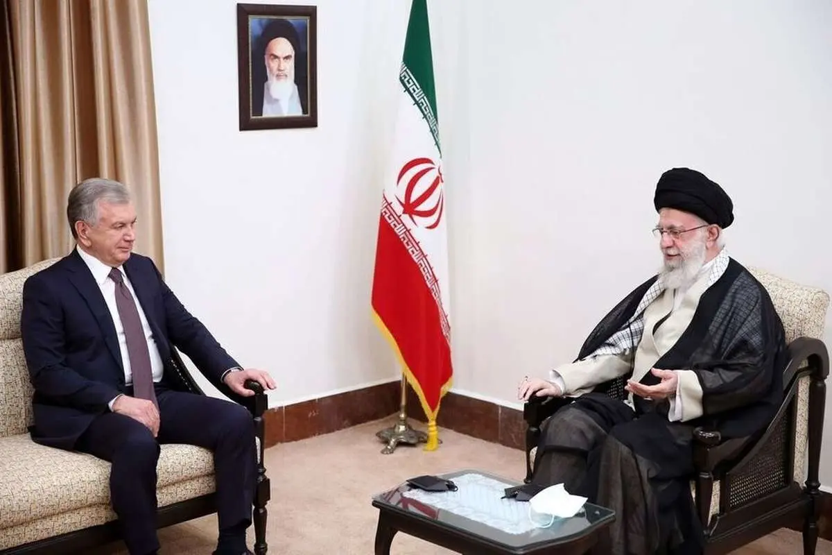 رهبر انقلاب: ایران به راحتی میتواند ازبکستان را به آبهای آزاد متصل کند