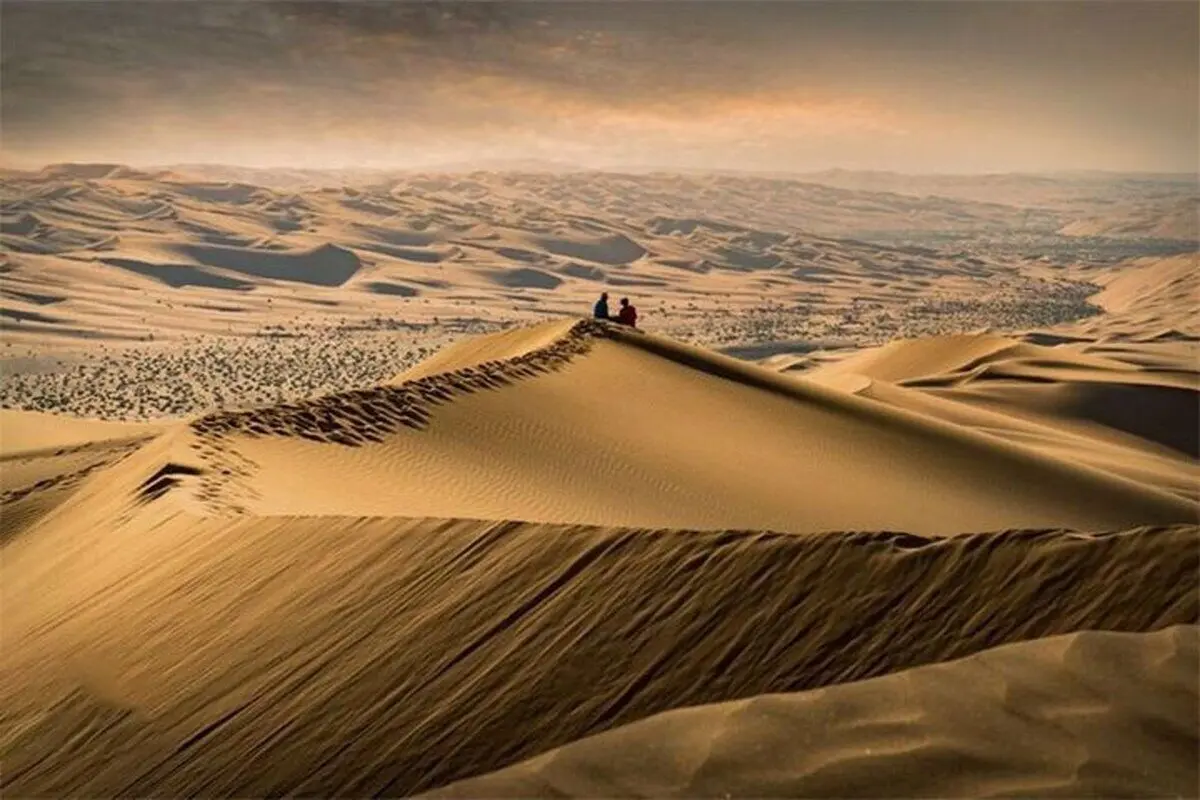 (ویدئو) نمایی دیدنی از خورشید پشت ابر در صحرای کالاهاری آفریقا