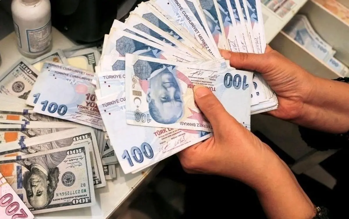 تضعیف لیر ادامه می‌یابد