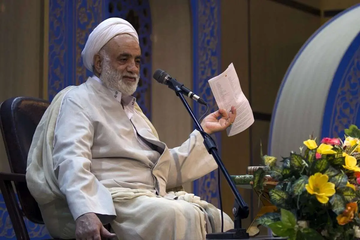 انتقاد تند روزنامه جمهوری اسلامی از قرائتی: برای نماز خوان کردن مردم از بیتالمال، بودجه میخواهید؟
