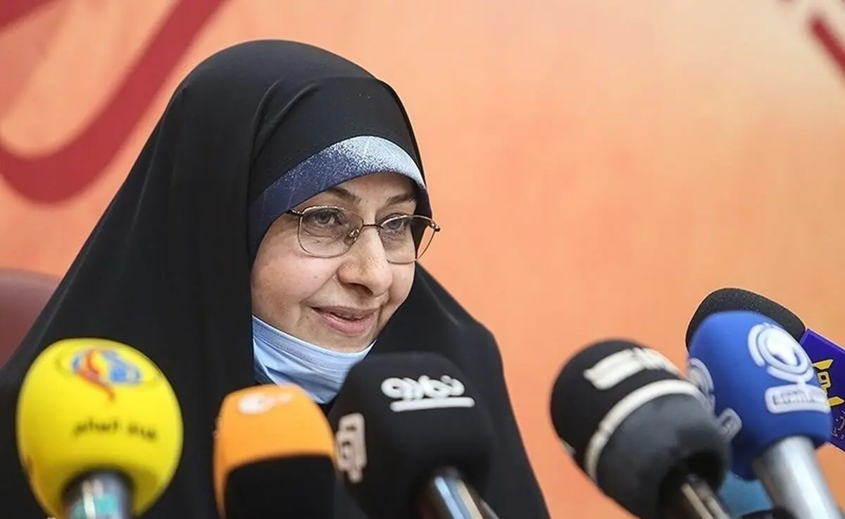 انسیه خزعلی: روش آقا در مسئله حجاب ترکیبی است؛ هر جا لازم باشد با شدت برخورد یا عفو و بخشش دارند