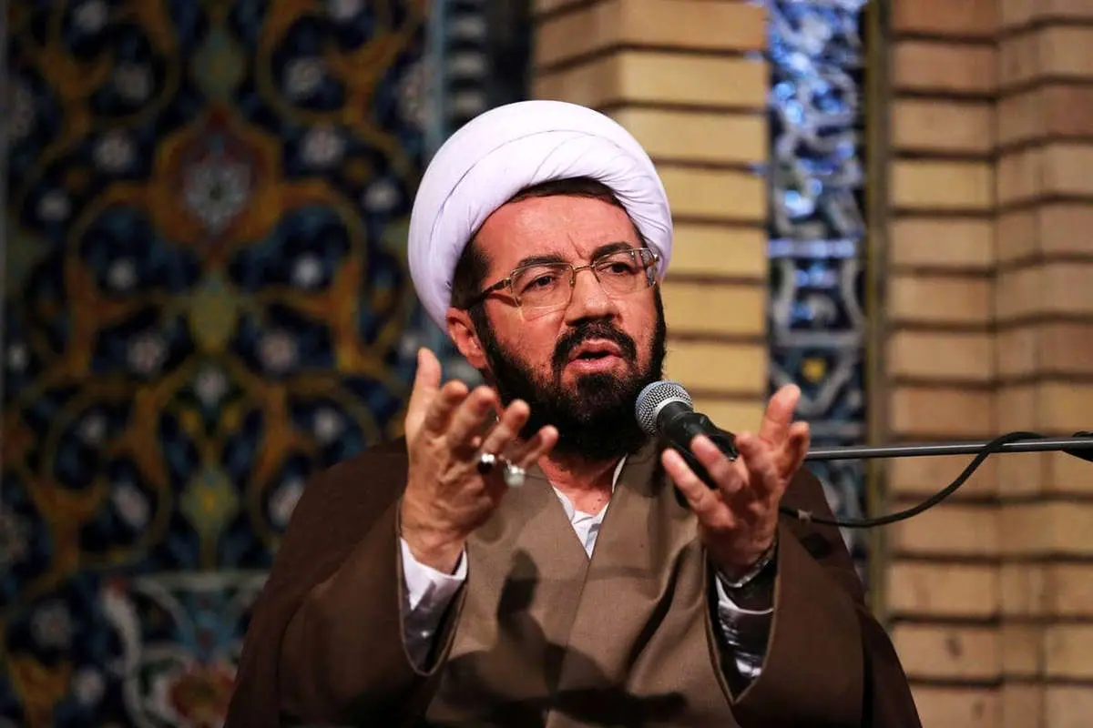 (ویدئو) کارشناس مذهبی صدا و سیما: حضور زنان بیحجاب در جامعه یک گناه جمعی است
