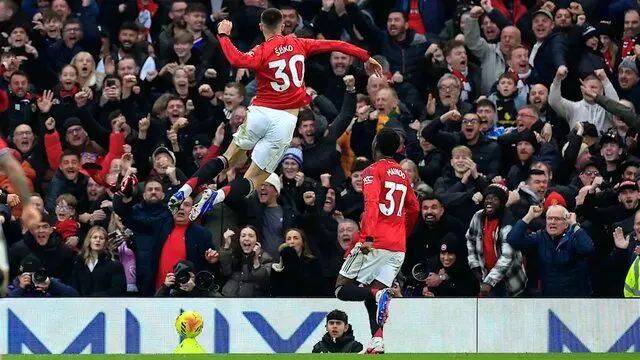 ببینید؛ خلاصه بازی منچستریونایتد 3 - فولام 2