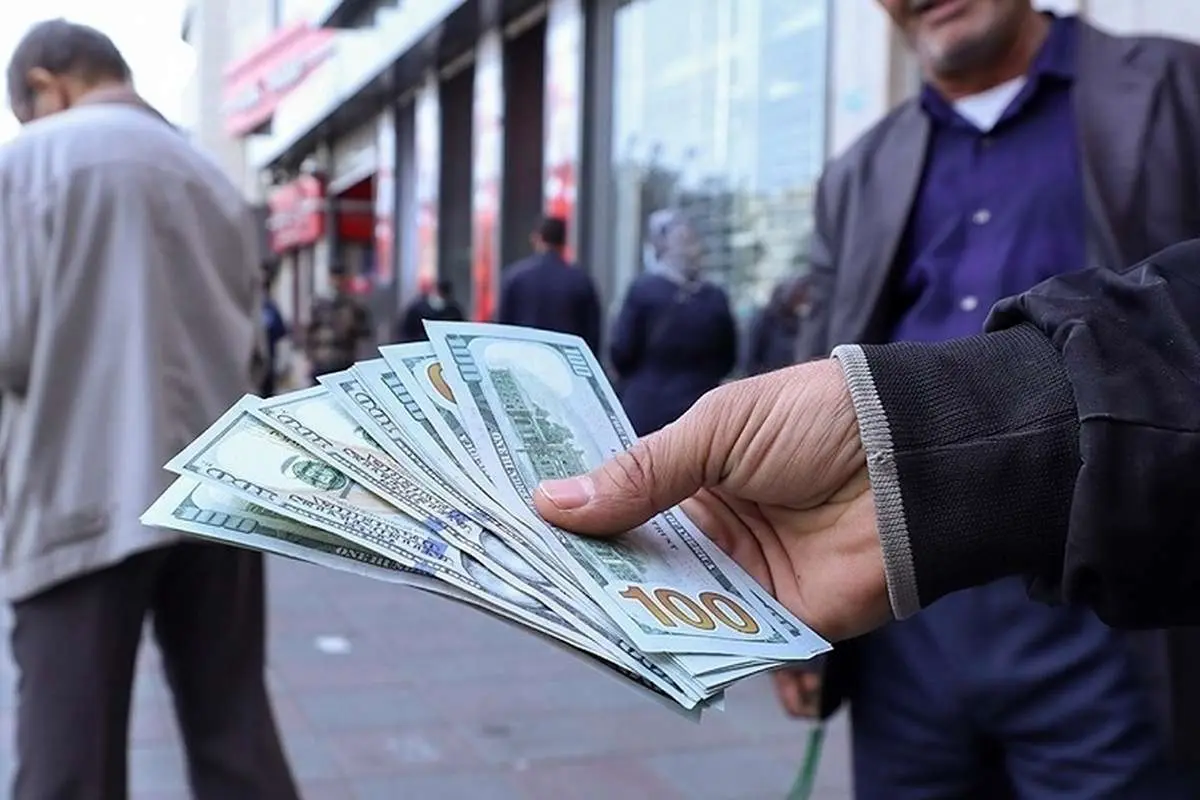 پیشنهاد صرافان به بانک مرکزی: مجوز خرید و فروش آنلاین ارز را صادر کنید
