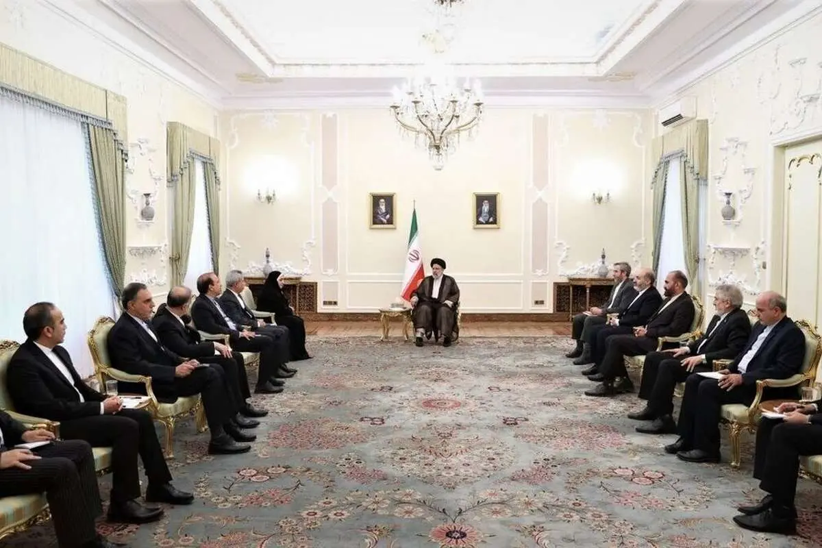 رئیسی: رویکرد دولت مردمی، بازگرداندن تعادل به سیاست خارجی است