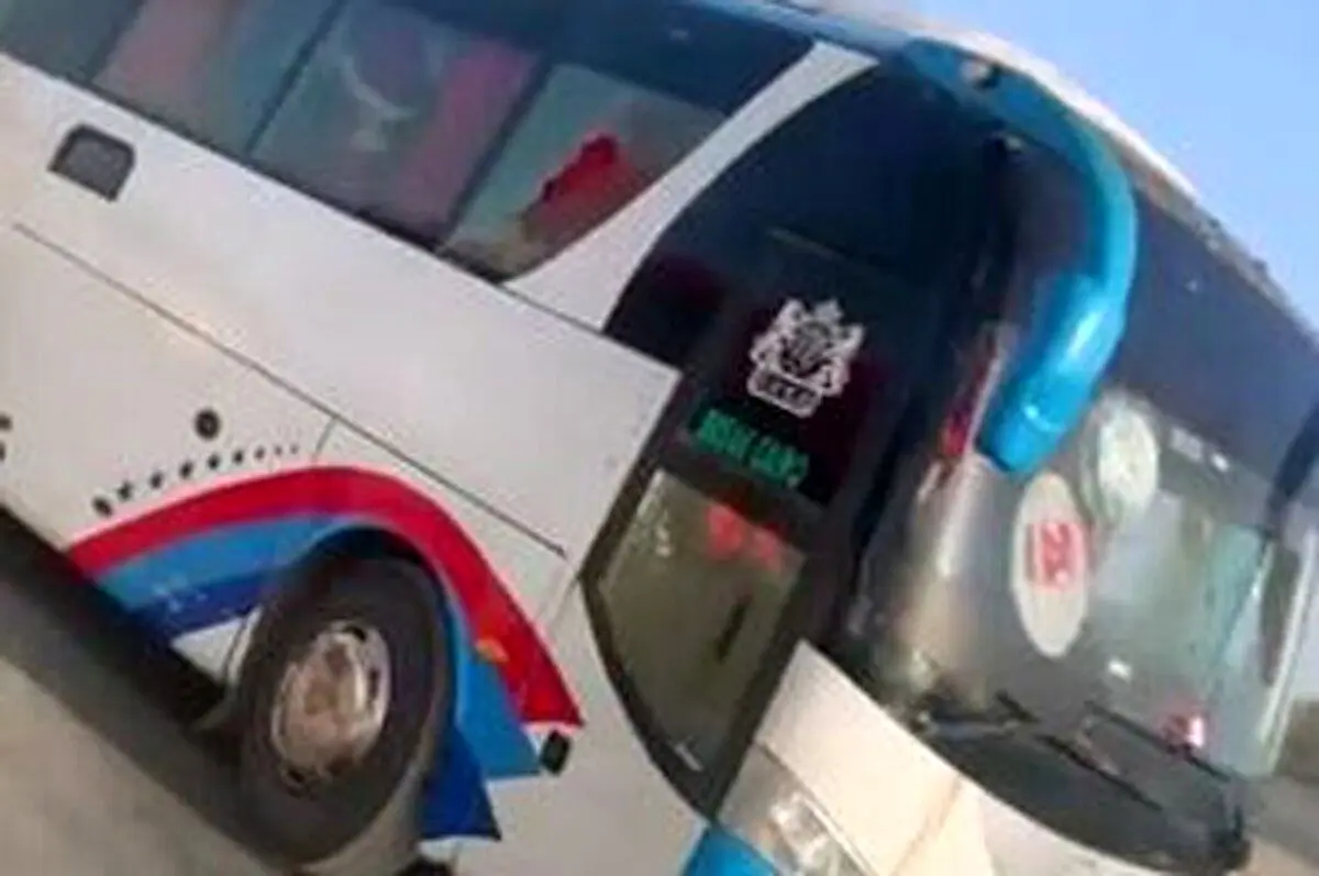 (ویدئو) پرواز باورنکردنی یک اتوبوس درپی توفان سنگین!