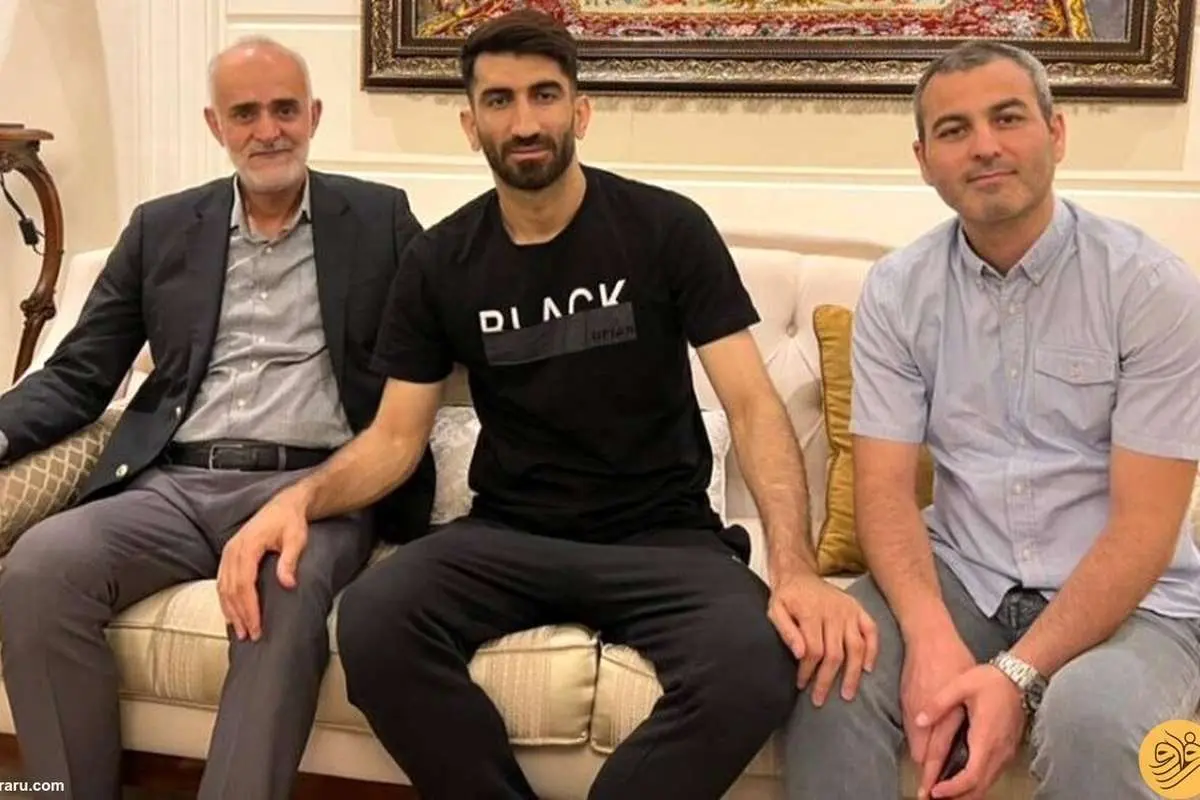 (عکس) کار قشنگ علیرضا بیرانوند برای بازیکنان جوان