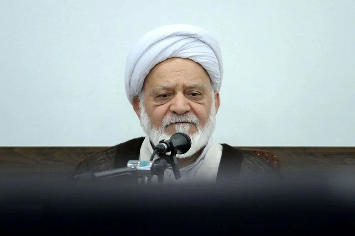 کنایه به مصباحی مقدم: لقمههای مردم را میشمرید؟