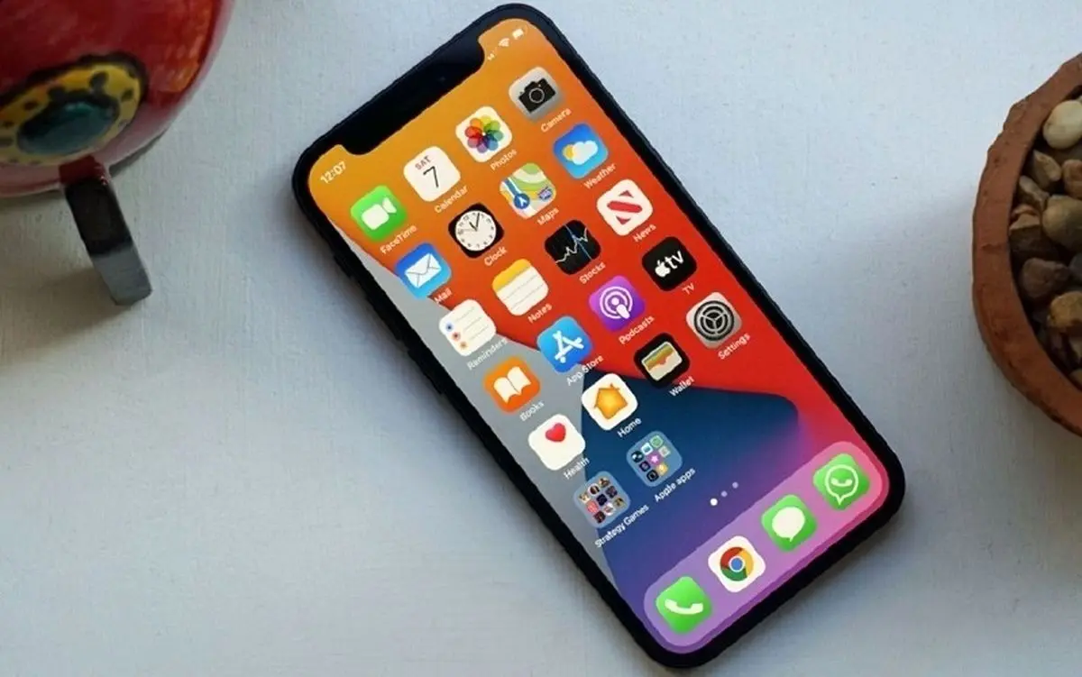تصویر باورنکردنی صفحۀ موبایل زیر میکروسکوپ!
